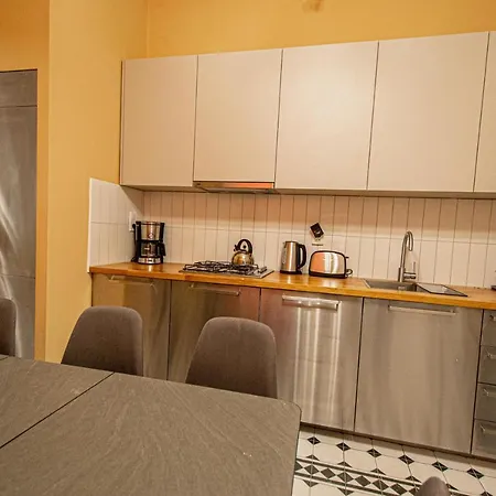 4 Bedrooms 130M2 Apartment At The Main City Square Prague Exterior photo