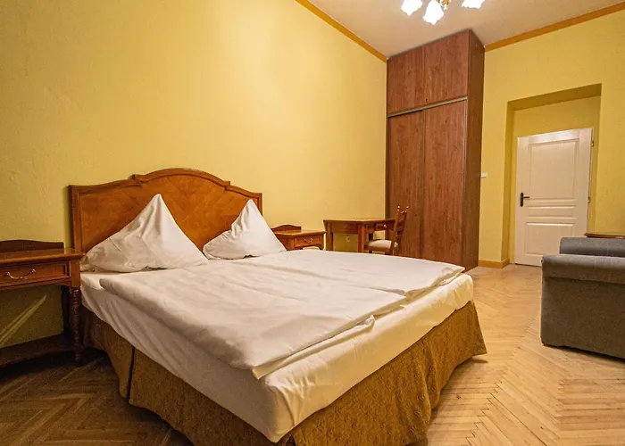 4 Bedrooms 130M2 Apartment At The Main City Square