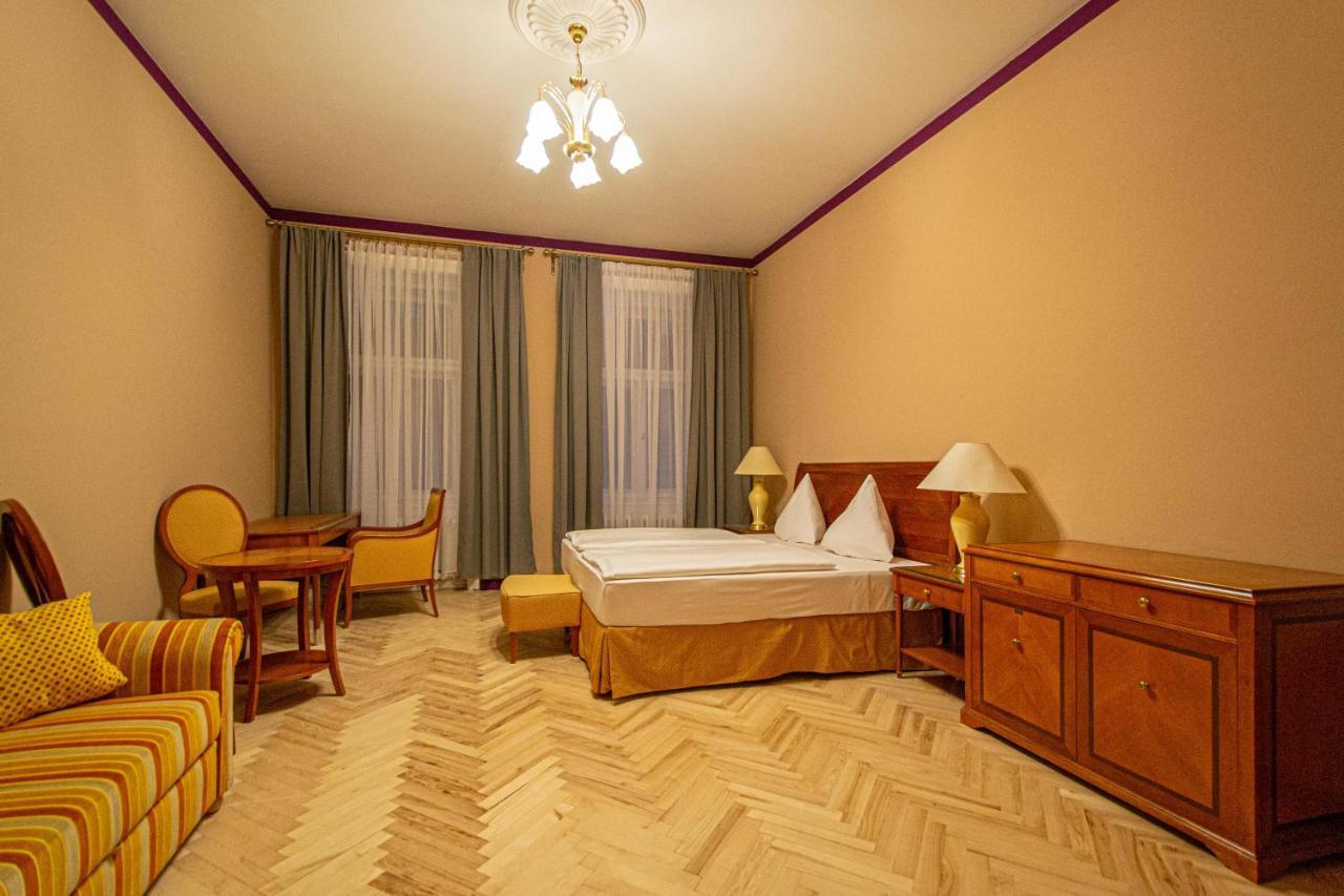 Apartmán 4 Bedrooms 130m2 At The Main Square Prague