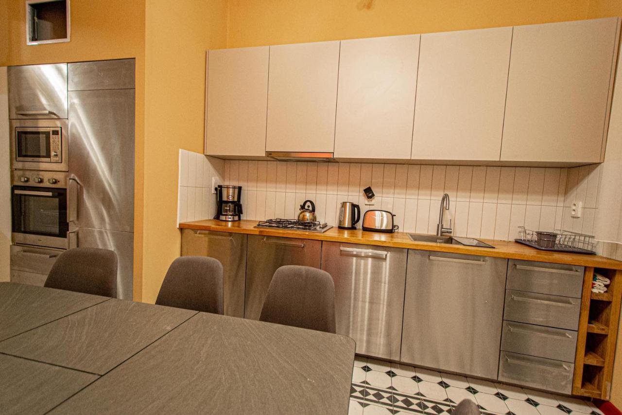 Apartmán 4 Bedrooms 130m2 At The Main Square *