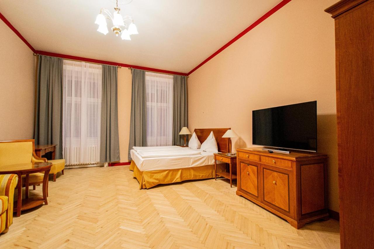 Apartmán 4 Bedrooms 130m2 At The Main Square