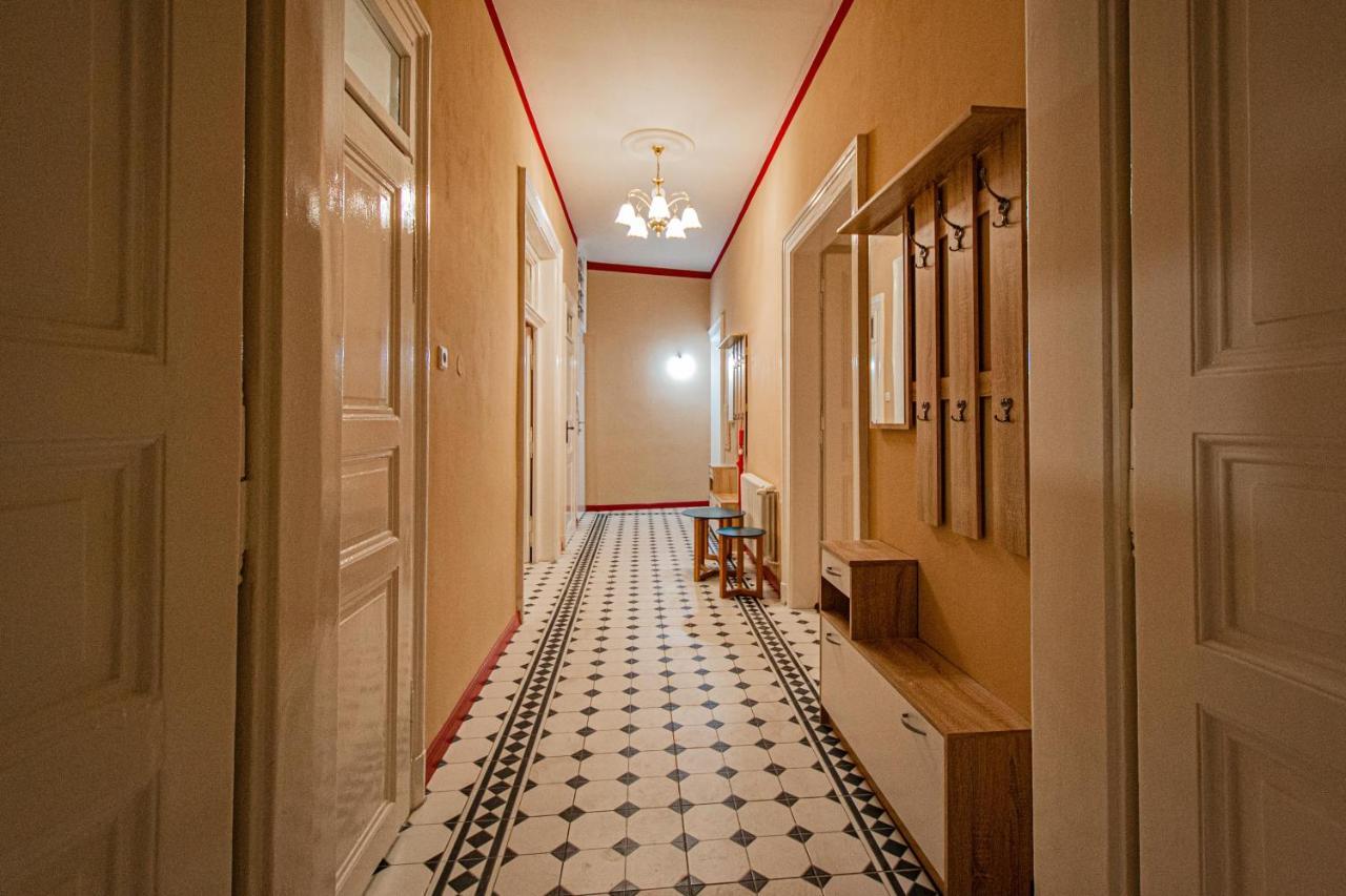 Apartmán 4 Bedrooms 130m2 At The Main Square Prague